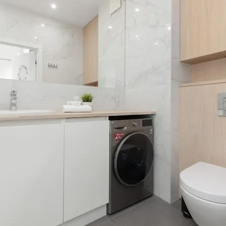 아파트 Sarmacka With Balcony Wilanow By Renters *