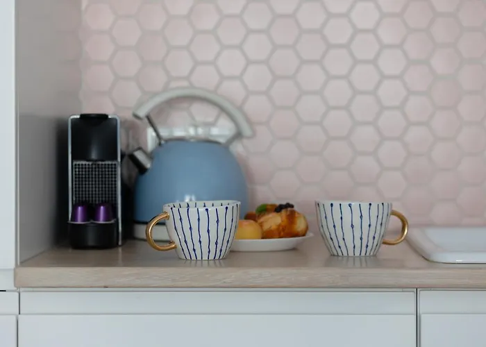 Sarmacka With Balcony Wilanow By Renters *