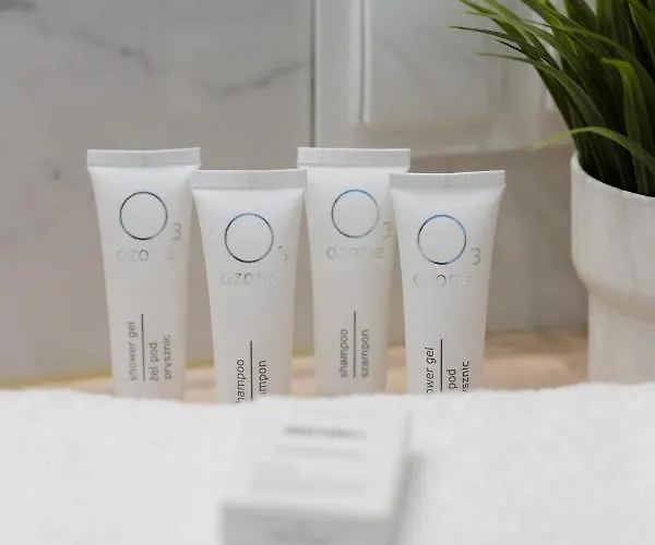 Sarmacka With Balcony Wilanow By Renters شقة وارسو