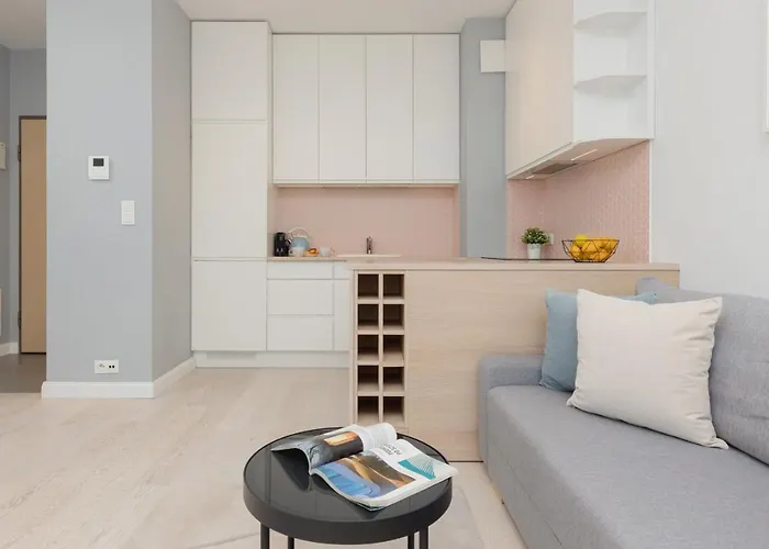 Sarmacka With Balcony Wilanow By Renters *