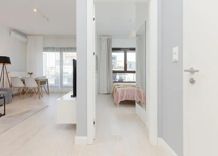 شقة Sarmacka With Balcony Wilanow By Renters