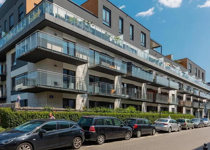 Sarmacka With Balcony Wilanow By Renters شقة وارسو