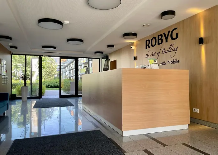 Sarmacka With Balcony Wilanow By Renters * وارسو