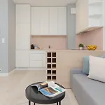 Sarmacka With Balcony Wilanow By Renters *