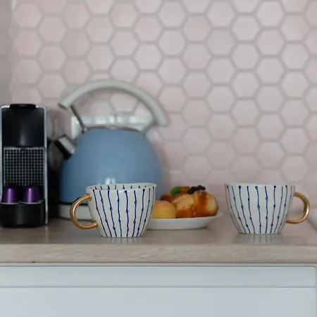 Sarmacka With Balcony Wilanow By Renters *